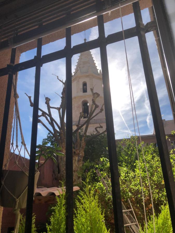 Sous Le Clocher Marseille Exteriör bild