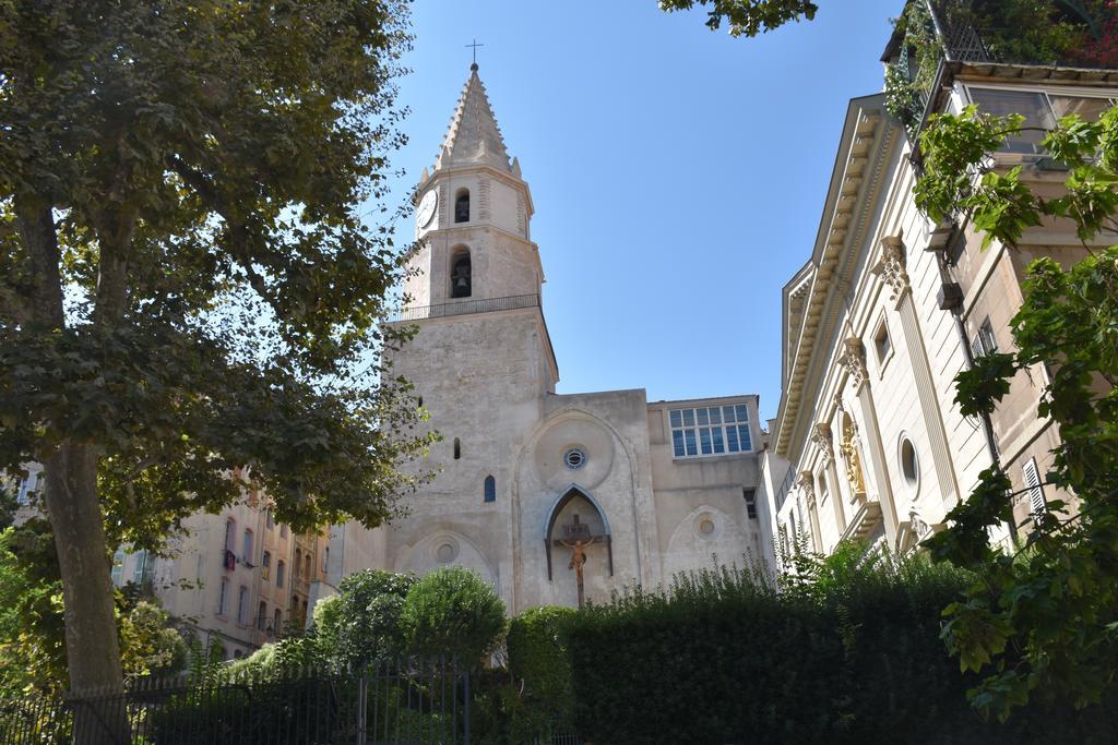 Sous Le Clocher Marseille Exteriör bild