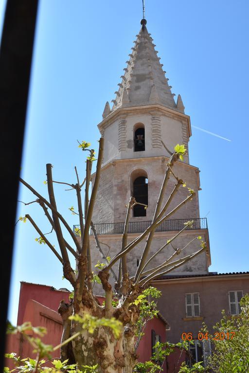Sous Le Clocher Marseille Exteriör bild