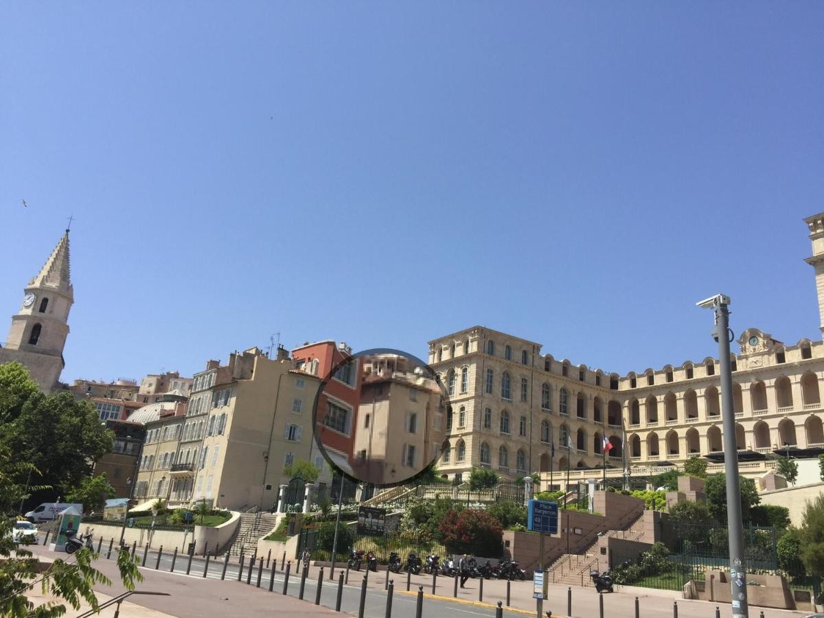 Sous Le Clocher Marseille Exteriör bild